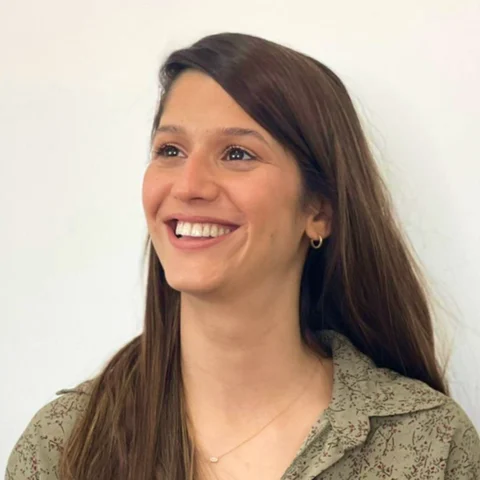 Danielle Ratzabi, smiling